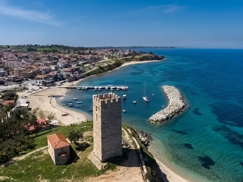 Nea Fokea Bizans Kulesi görünümü
