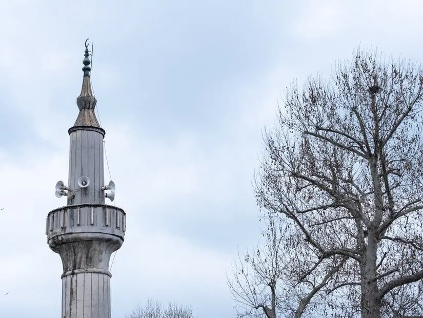 Osman Ağa Camisi minare görünümü