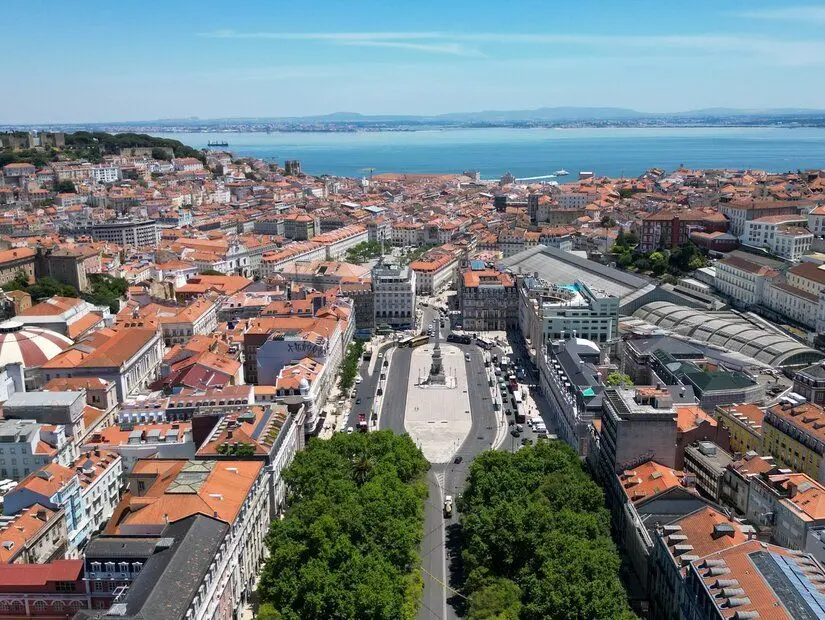 Özgürlük Caddesi (Avenida da Liberdade) havadan görünümü