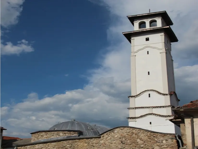 Prizren Saat Kulesi görünümü