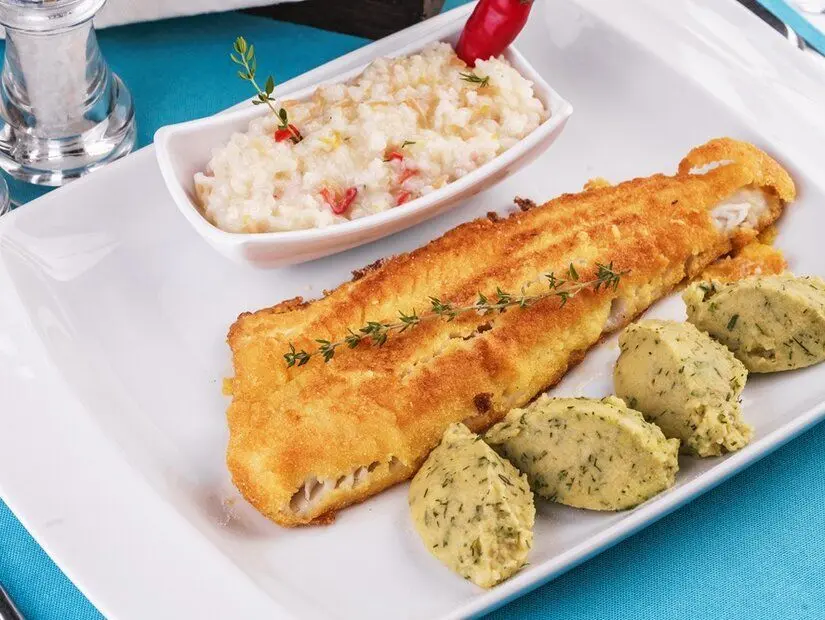Ren usulü kızarmış balık (Rheinischer backfisch)