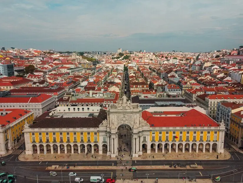 Rua Augusta Takı (Arco da Rua Augusta) havadan görünümü