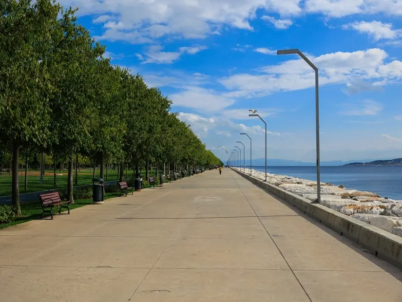 Deniz kıyısı, yürüyüş yolu