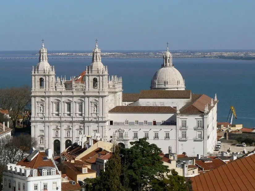 Sao Vicente de Fora Manastırı görünümü