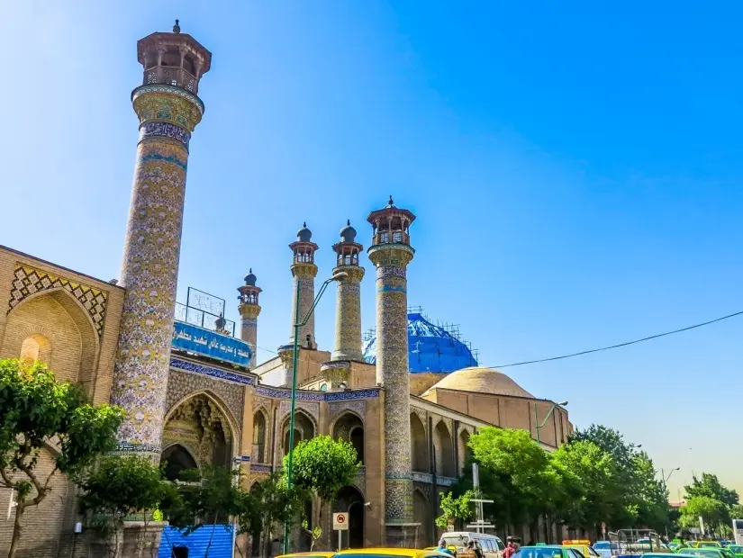 Sepahsalar Camii (Motahhari Mosque) görünümü