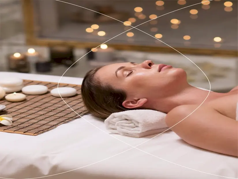 Sofitel SPA da bir kadın 