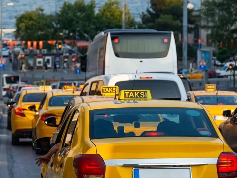 taksi ile ulaşım