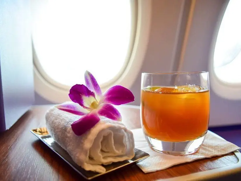 Uçakta Meyve Suyu