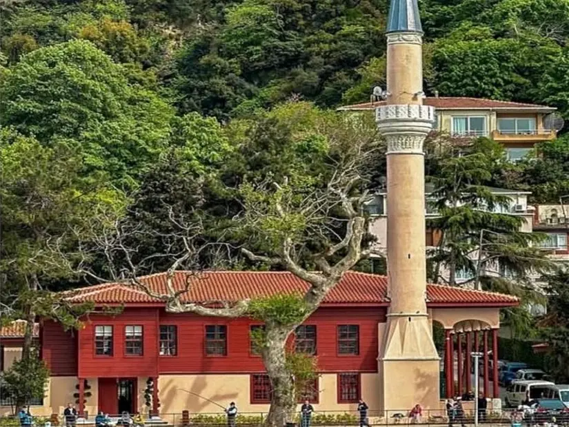 Vaniköy Camii dış görünümü