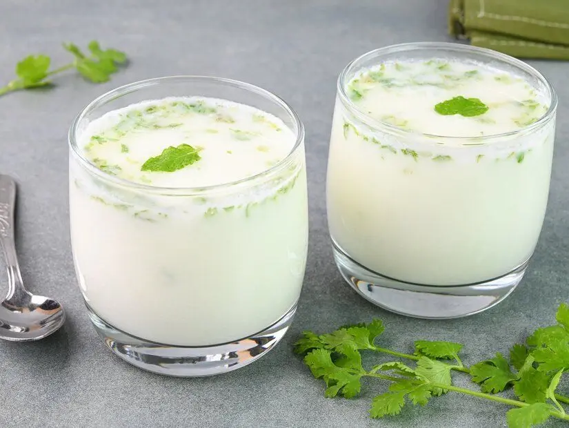 Yayık ayranı (Kekikli ve naneli)