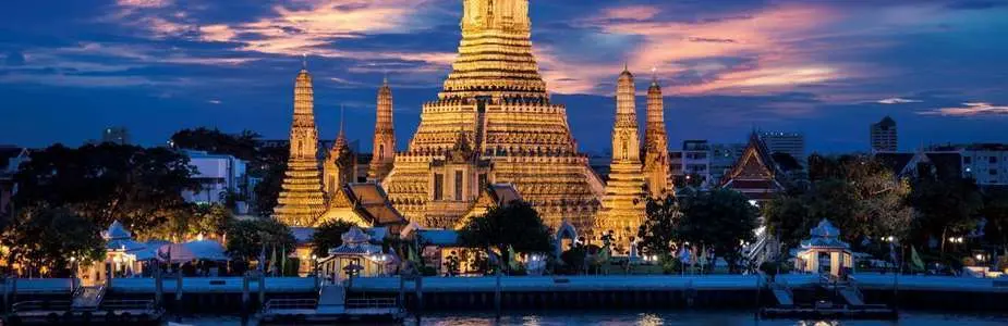 Bangkok Wat Arun Tapınağı